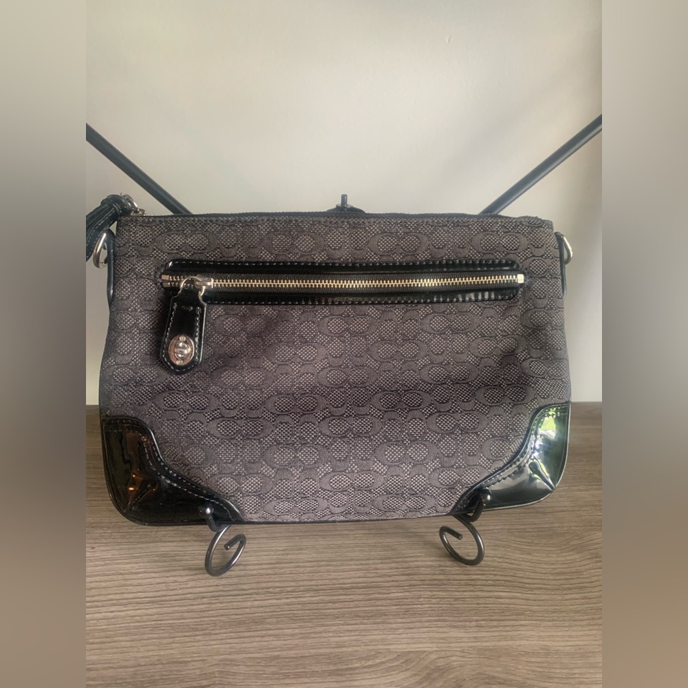 Coach Signature Print Bag w/Patent Leather Accents No Strap Black Clutch